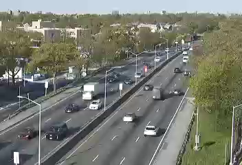 Traffic Cam I-495 at 185th Street - Westbound Player