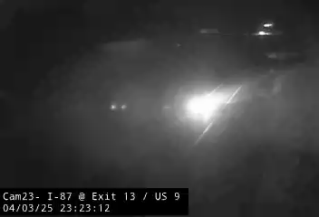 Traffic Cam I-87 at Exit 13 (US 9, Saratoga Springs) - Northbound Player