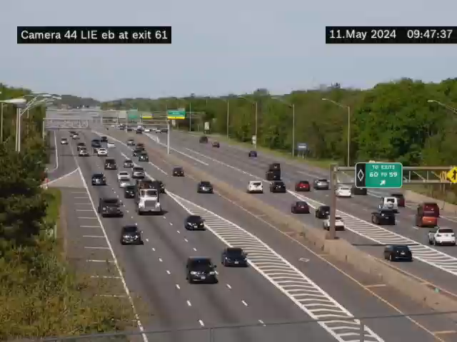 Traffic Cam I-495 at Patchogue-Holbrook Rd Player