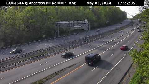 Traffic Cam I-684 at Anderson Hill Road - Northbound Player