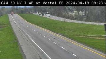 Twin Orchard › East: NY 17 at VMS 1 (Vestal EB) Traffic Camera