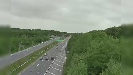 Traffic Cam New York › North: NY440 at Englewood Avenue Player