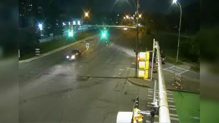 Traffic Cam Rochester: Ford St at Exchange Blvd Player