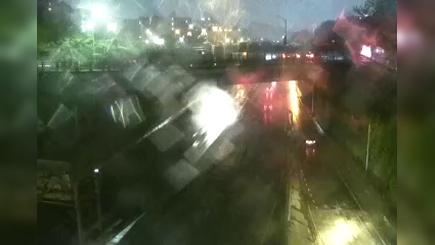 Traffic Cam New York › North: I-95 at Undercliff Avenue Player