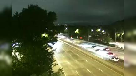 Traffic Cam New York › South: I-95 at Lasalle Avenue Player