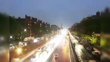 Traffic Cam New York › West: I-278 at Congress Street Player