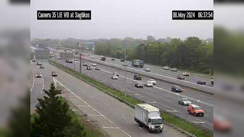 Traffic Cam Brightwaters › West: I-495 at Sagtikos Pkwy Player