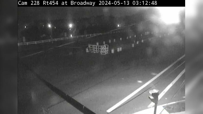 Traffic Cam Islandia › West: NY 454 at Broadway Ave; Northeast Player