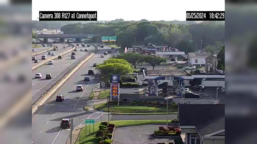 Traffic Cam Brightwaters: NY27 at Connetquot Avenue Player
