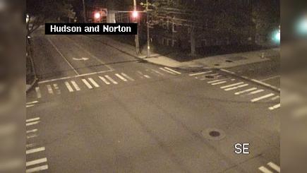 Traffic Cam Rochester: Hudson Ave at Norton St Player