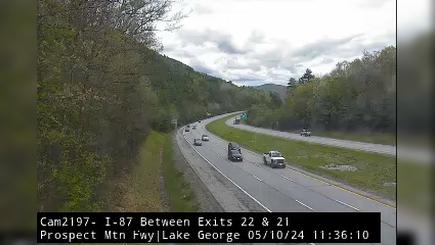 Traffic Cam Lake George › South: I-87 Southbound at Prospect Mtn Hwy Player
