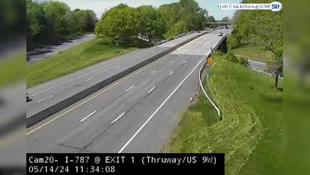 Albany › South: I-787 SB at Exit 1 (Thruway/US 9W) Traffic Camera