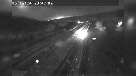 Traffic Cam Town of DeWitt › South: I-481 north of Exit 1 (Storage Yard) Player