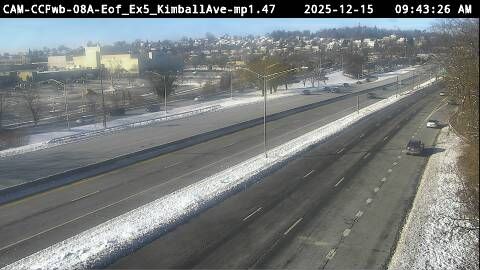 Traffic Cam Yonkers › West: Cross County Parkway East of Exit 4 (I-87/NY 100) Player