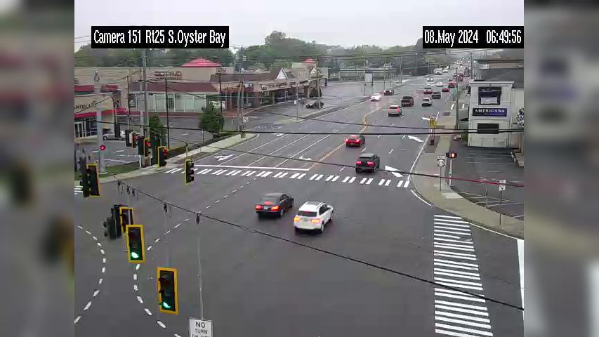 Traffic Cam Upper Brookville › West: NY 25 at South Oyster Bay Rd. and Jackson Ave Player