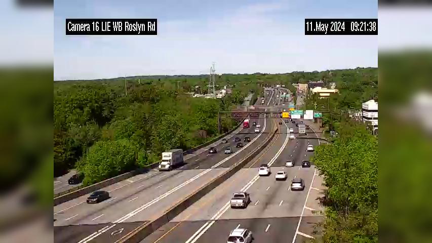 Traffic Cam Munsey Park › West: I-495 at Roslyn Rd Player