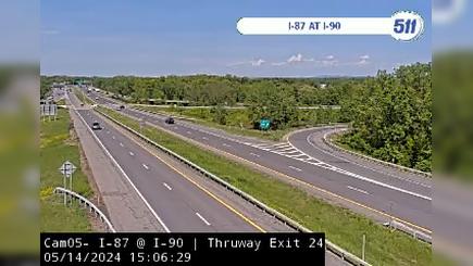 Traffic Cam Dunes › South: I-87 at I-90 - Thruway Exit Player