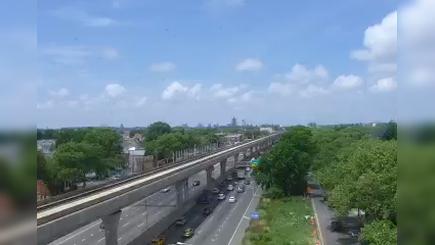 Traffic Cam New York › North: I-678 at 109th Avenue Player