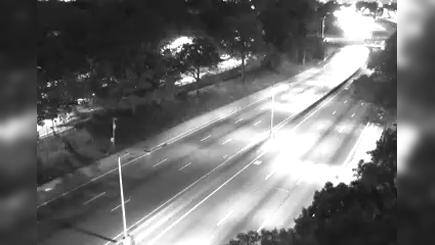Traffic Cam New York › West: I-495 at 146th Street Player