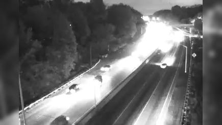 Traffic Cam New York › East: I-495 at Francis Lewis Blvd Player