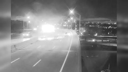 Traffic Cam New York › South: I-678 at LIE Player
