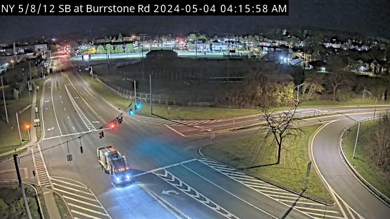 Yorkville › North: High Mast @ Burrstone #2 Traffic Camera