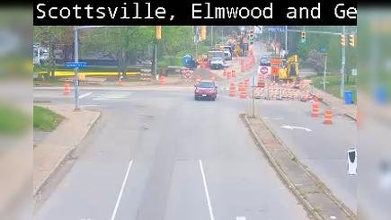 Traffic Cam Rochester: Elmwood Ave at Scottsville Rd/Genesee St -2 Player