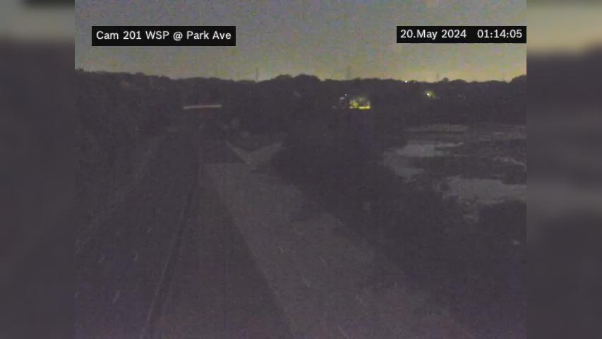 Traffic Cam Wantagh › South: WSP Exits W04-W05 at Park Ave Player