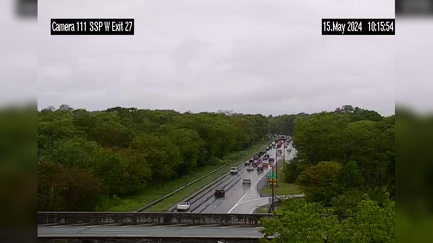 Traffic Cam North Wantagh › West: SSP between the WSP North and South Exits Player