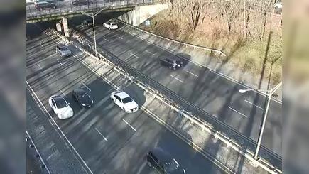 Traffic Cam New York › South: I-295 at 48th Avenue Player
