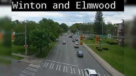 Traffic Cam East Rochester: Winton Rd at Elmwood Ave Player