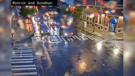 Traffic Cam Rochester: Monroe Ave at S Goodman St Player