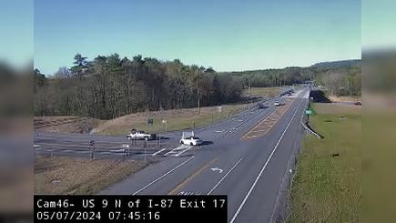 Fortsville › South: US 9 SB @ I-87 Exit Traffic Camera