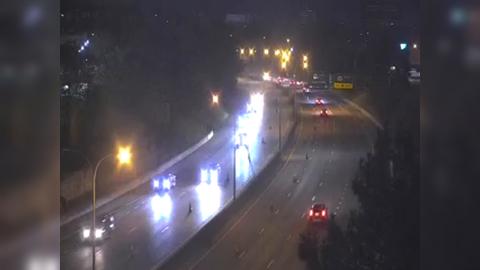 Traffic Cam Buffalo: NY 33 between Fillmore Ave and Grider St Player