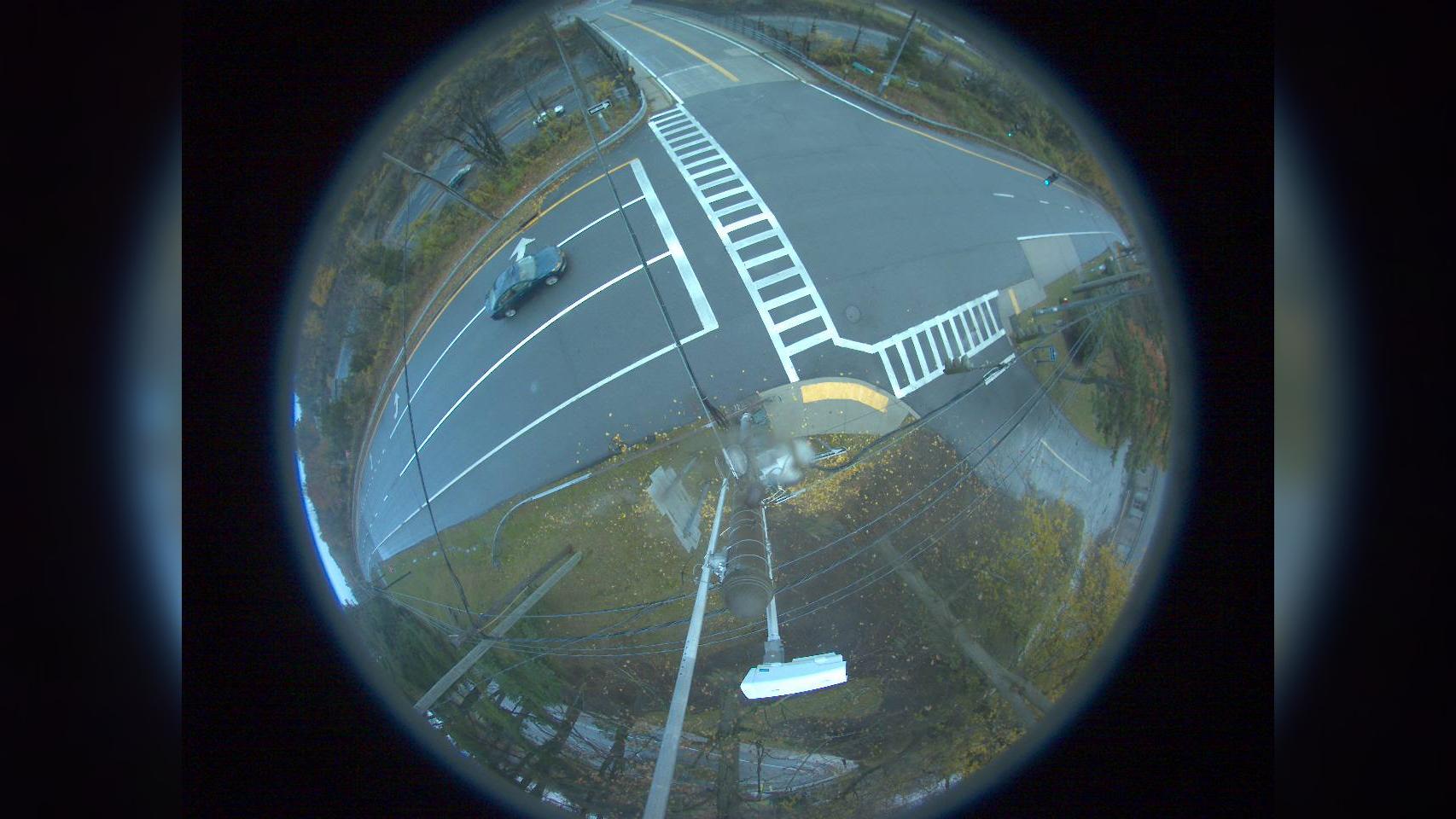 Traffic Cam Harrison › East: Westchester Ave EB @ Purchase St Player