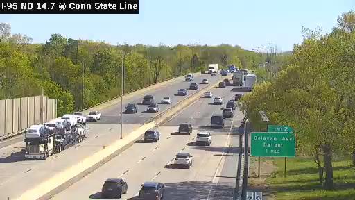 Traffic Cam Port Chester › North: I-95 Just Before the Connecticut State Line Player