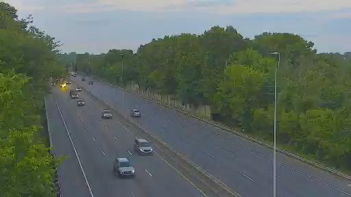 Mamaroneck › South: I-95 at Interchange 18A (Fenimore Road) Traffic Camera