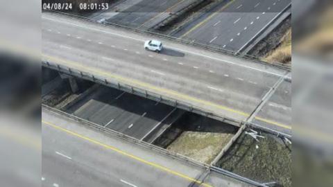 North Syracuse › South: I- north of Exit  (I--) Traffic Camera