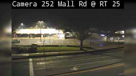 Traffic Cam Head of the Harbor: NY 25 Eastbound at Mall Road B (Signal 74.33P) Player