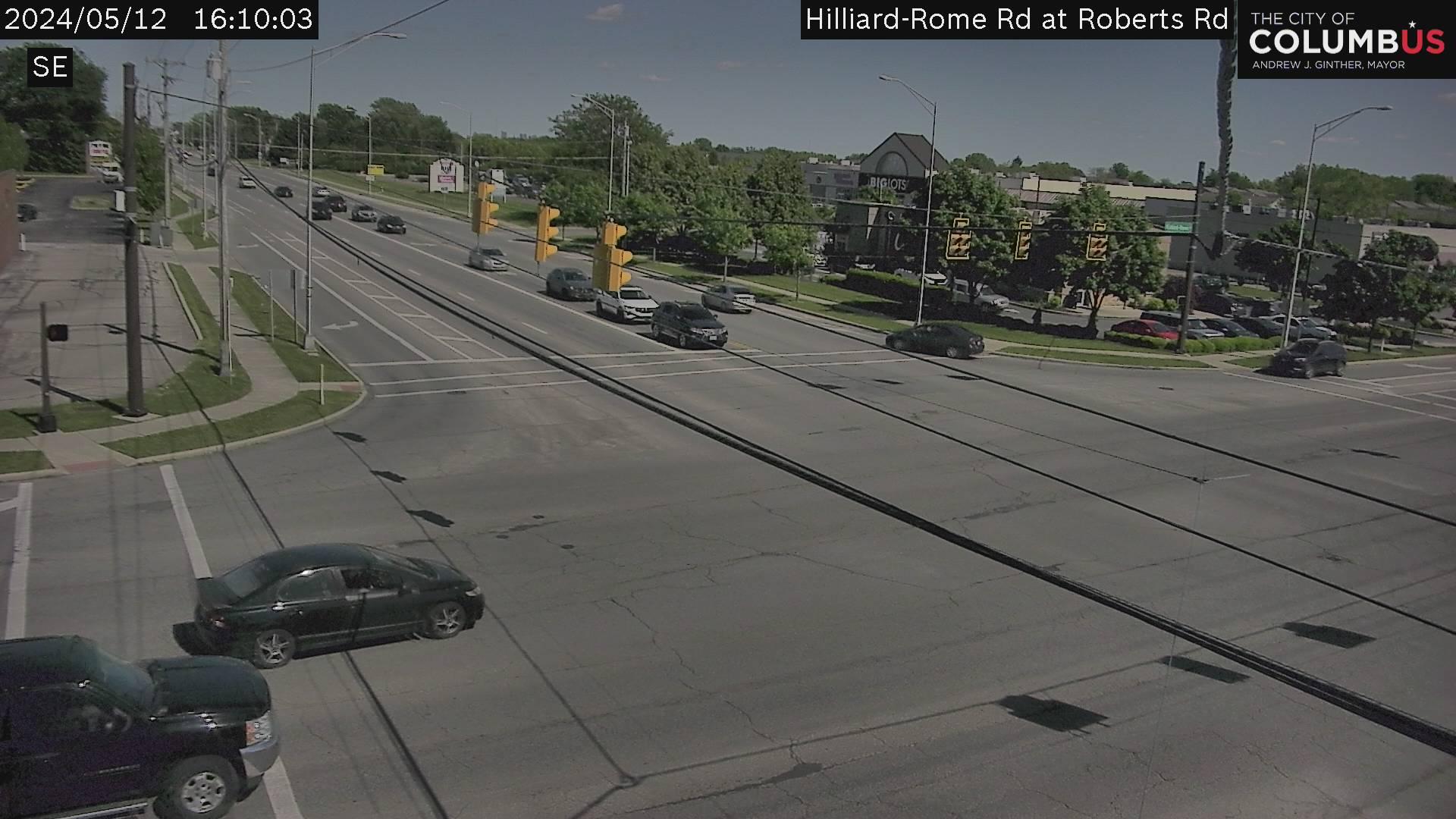 Traffic Cam Hilliard: City of Columbus - Rome Rd at Roberts Rd Player