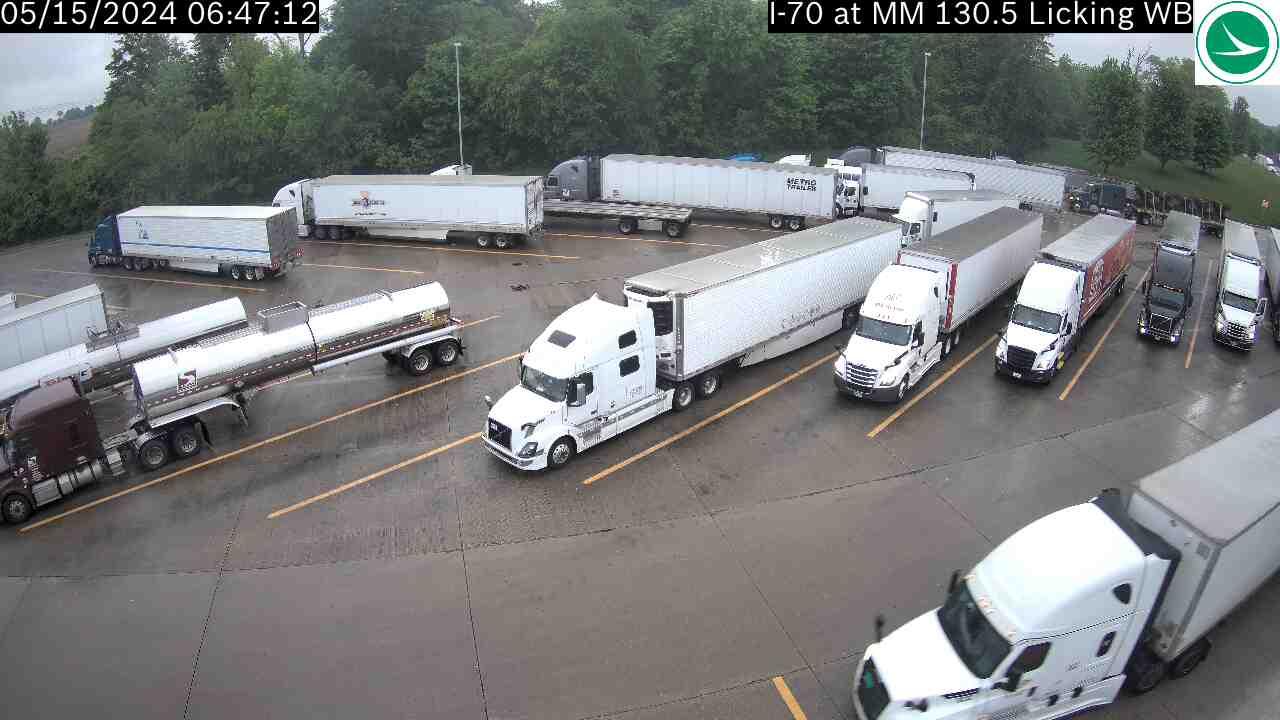 Traffic Cam Harbor Hills: I-70 WB Licking county rest area Player