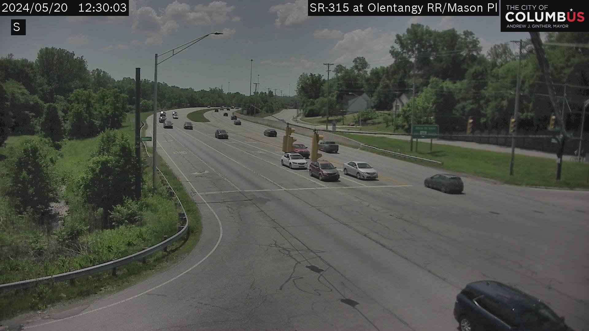Worthington Hills: City of Columbus) Olentangy River Rd at Mason Pl and SR-315 Traffic Camera