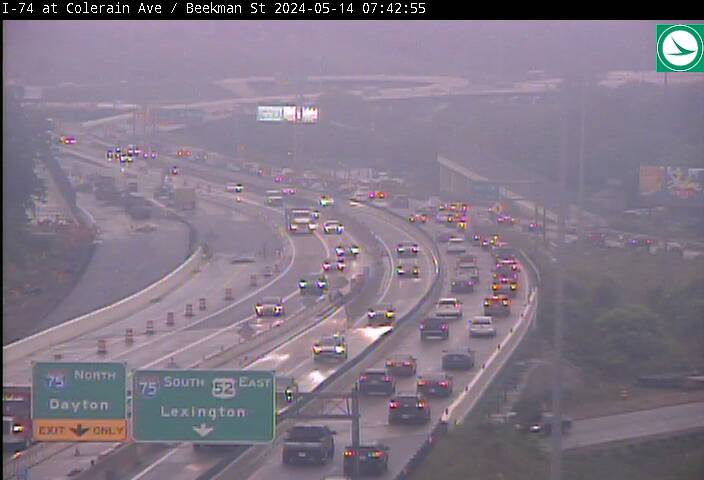 Traffic Cam I-74 at Colerain Ave / Beekman St - East Player