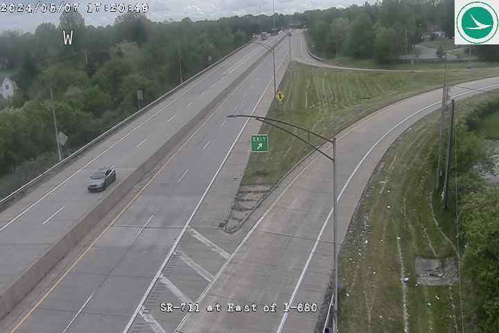 Traffic Cam SR-711 at East of I-680 Player