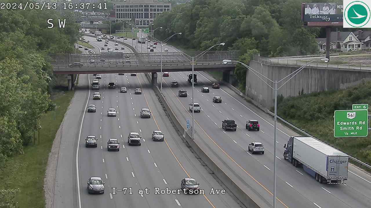 Traffic Cam I-71 at Robertson Ave Player