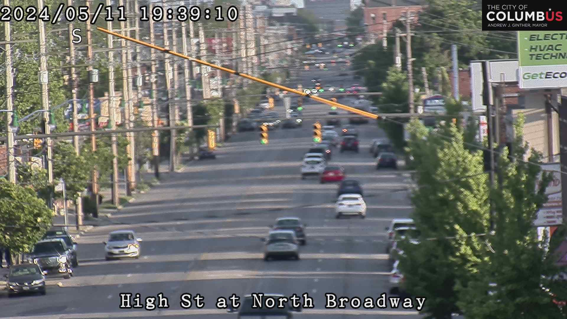 Traffic Cam High St at North Broadway St Player