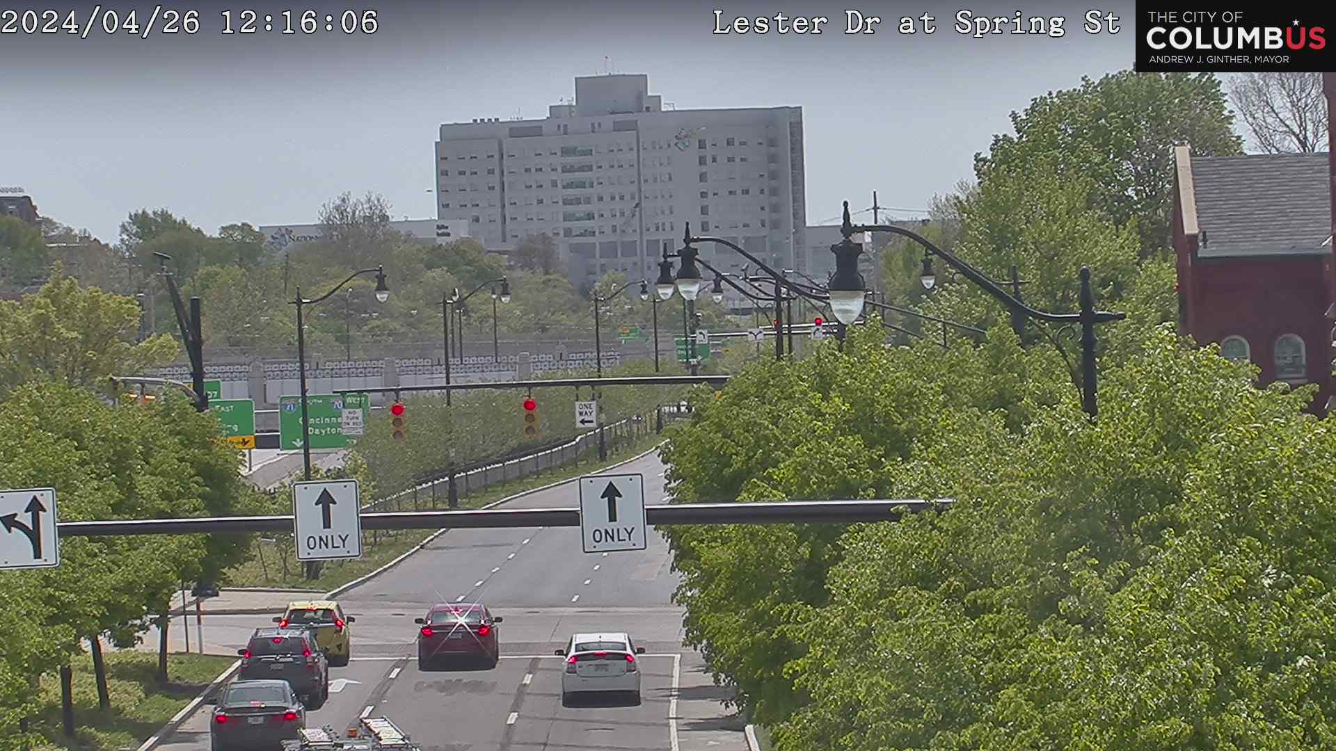 Traffic Cam I-71 at Lester Dr/Spring St Player