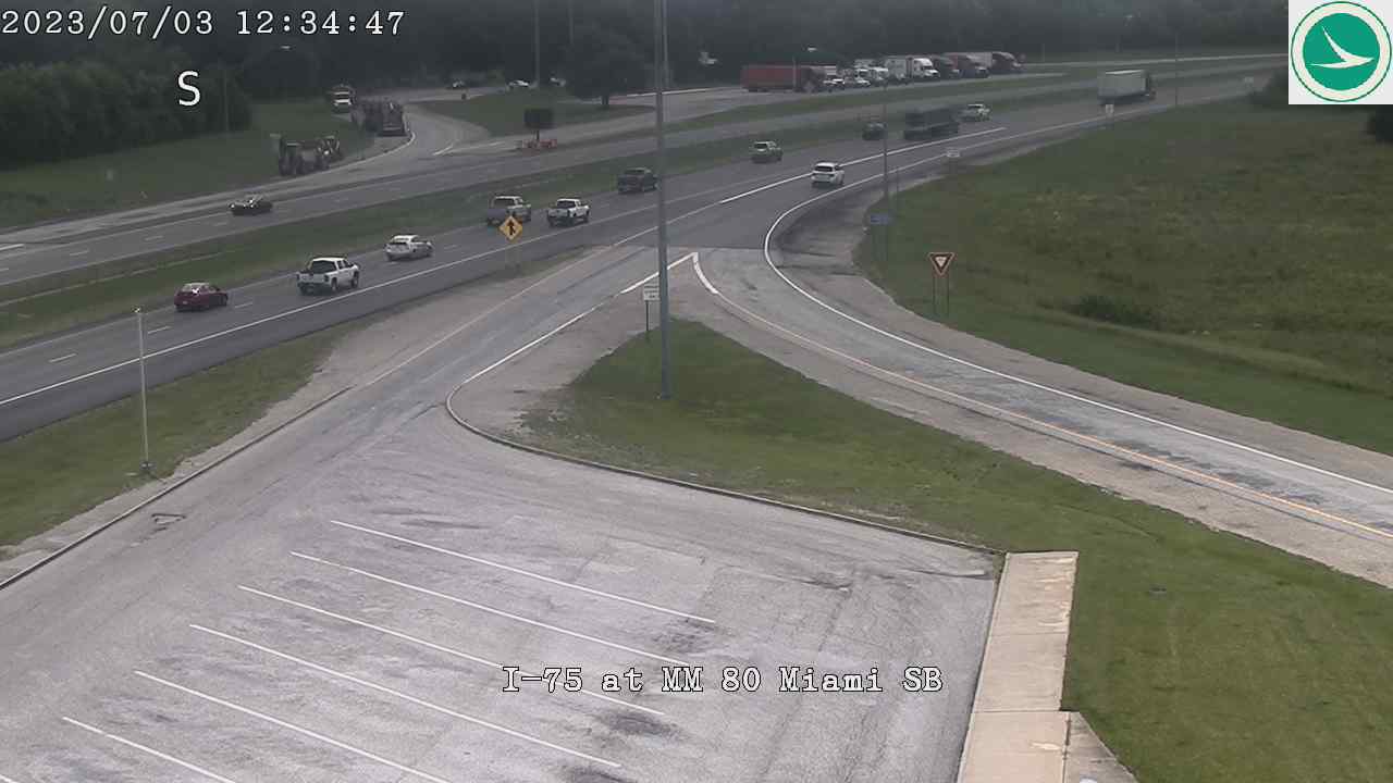 Traffic Cam I-75 NB Miami county rest area Player