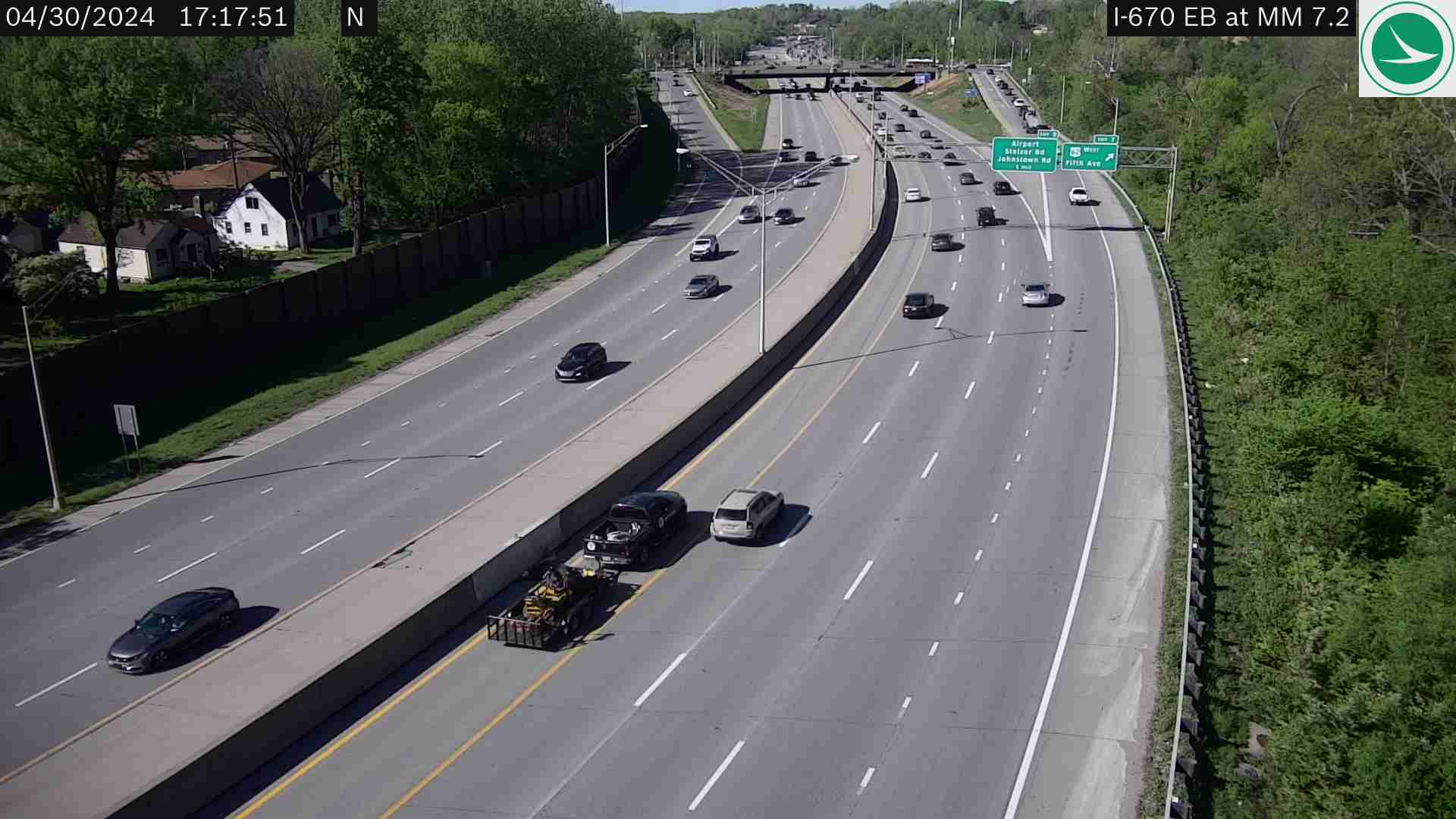 Traffic Cam I-670 EB at MM 7.2, East of Nelson Rd/US-62 Player