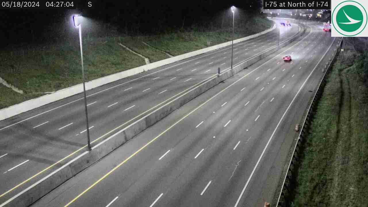 Traffic Cam I-75 at North of I-74 Player